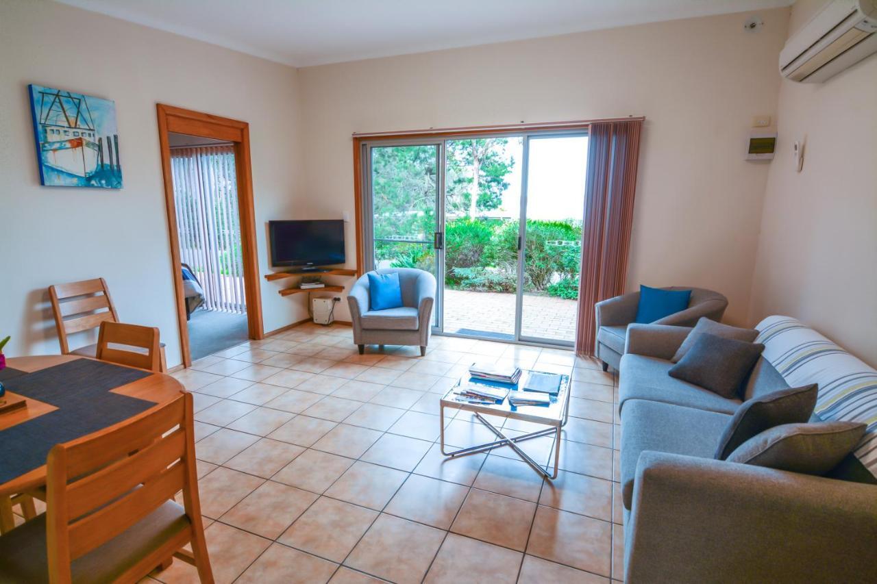 Quarantine Bay Beach Cottages Эдем Экстерьер фото